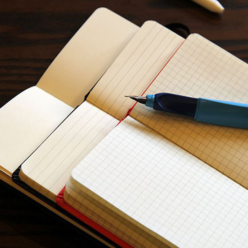 Classic office school hardcove - Notebook Dotted A5 recension och pris